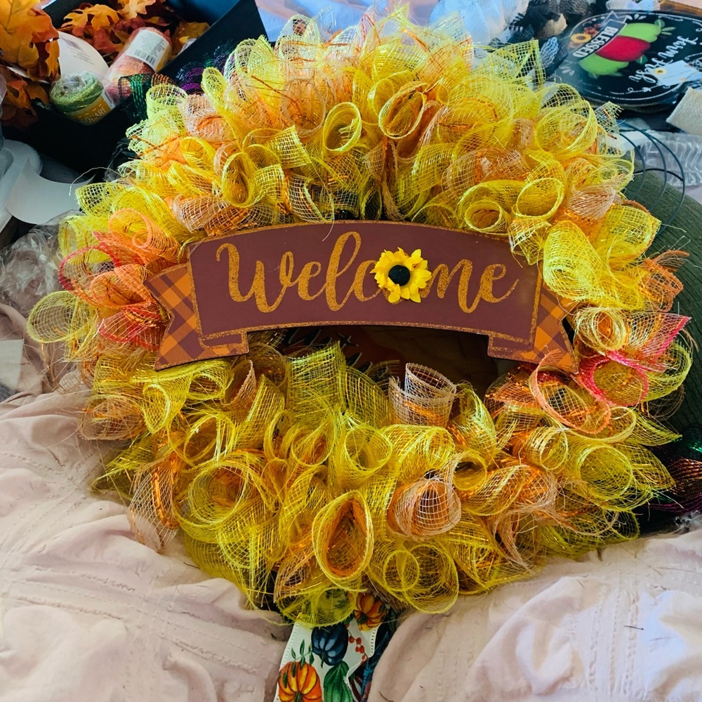 Welcome Fall wreath
